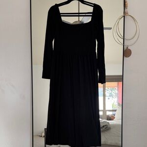 Aritzia Wilfred Elegant Black Long Sleeve Dress